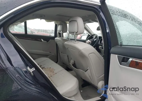 2014 Mercedes-Benz C 250 Luxury from USA, damaged, VIN WDDGF4HB4ER307786